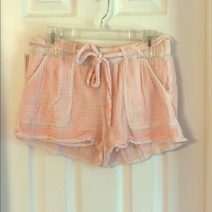 Aerie pink crepe shorts